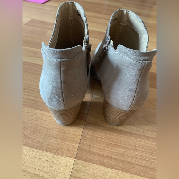 fall boot - Picture 5 of 5